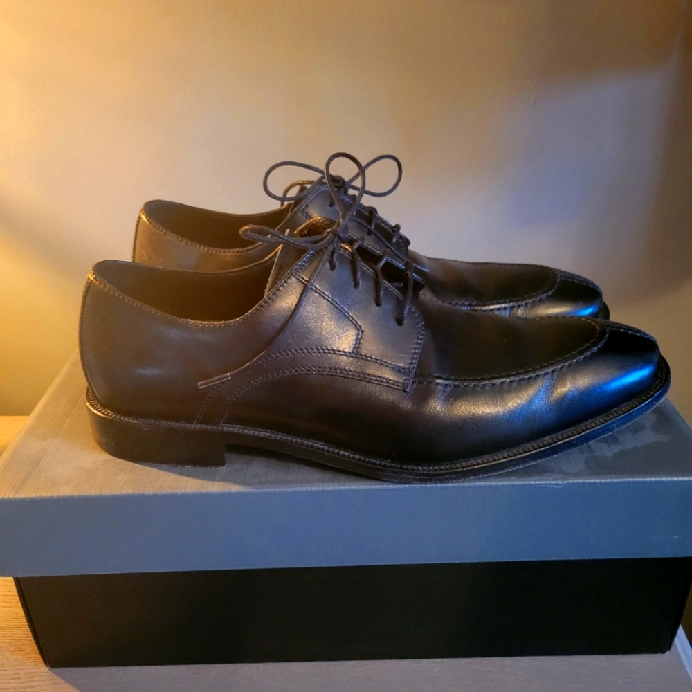 Johnston and Murphy dress shoes